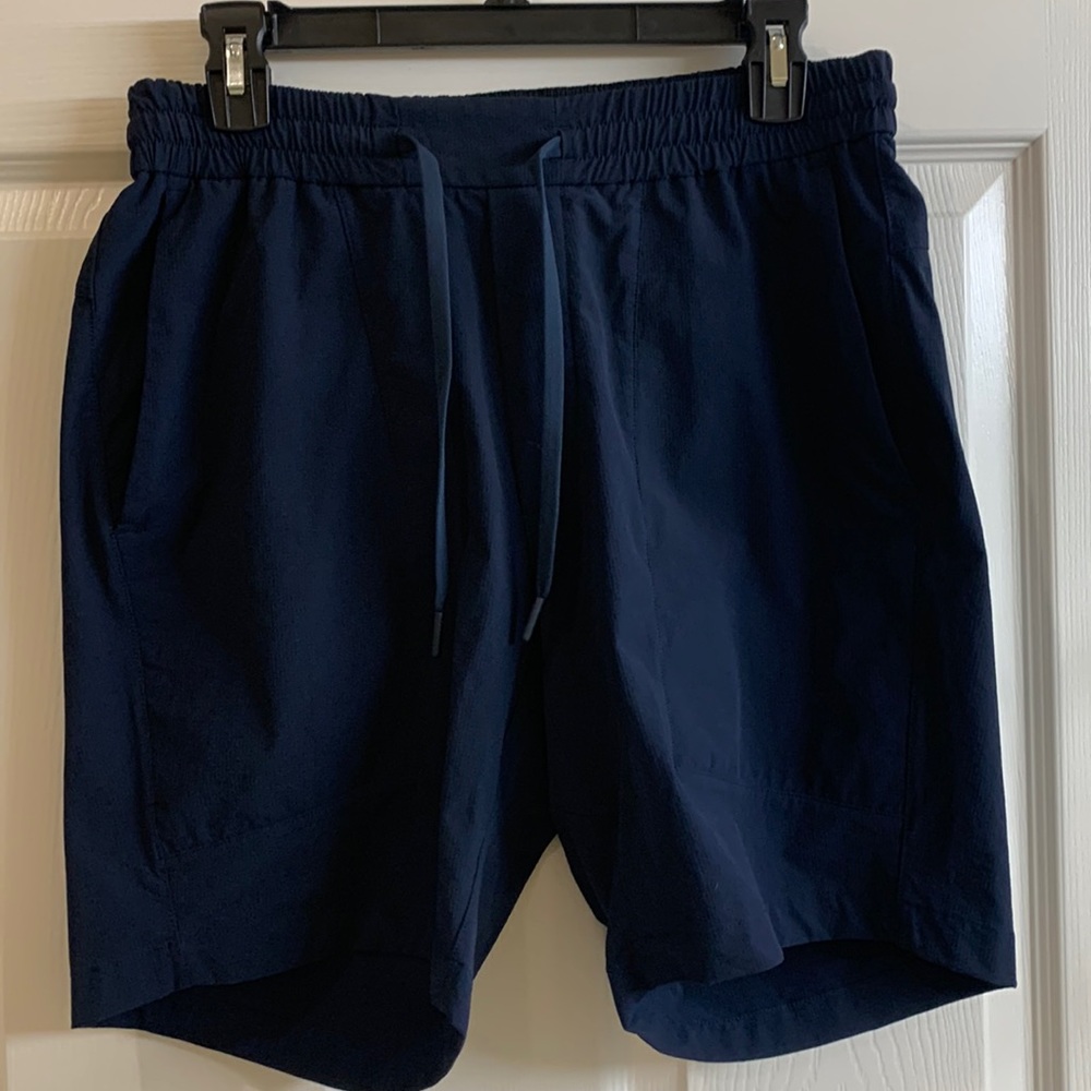 Lululemon Men’s Medium Navy Blue Shorts